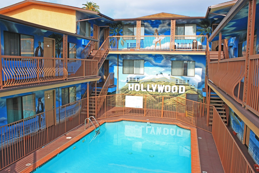 Hollywood Inn Express North - photo 25