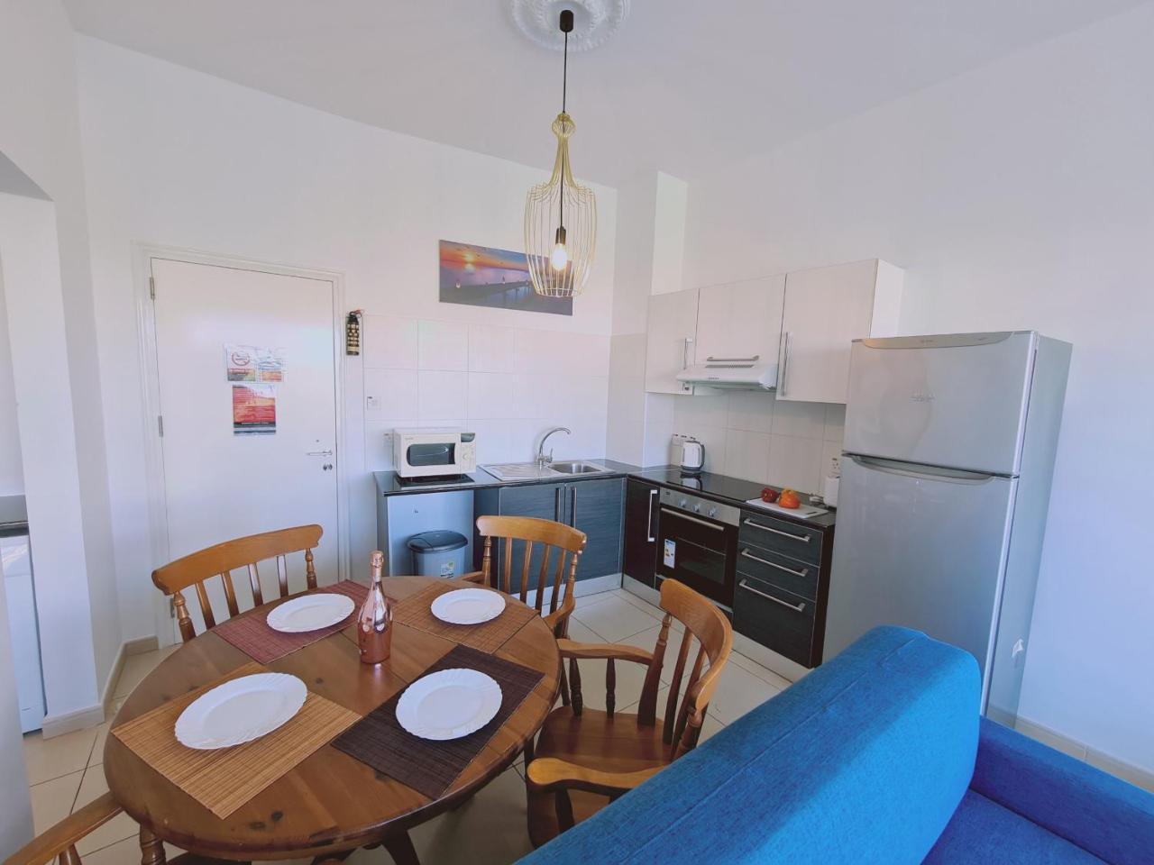 Coralli Privileges Apt