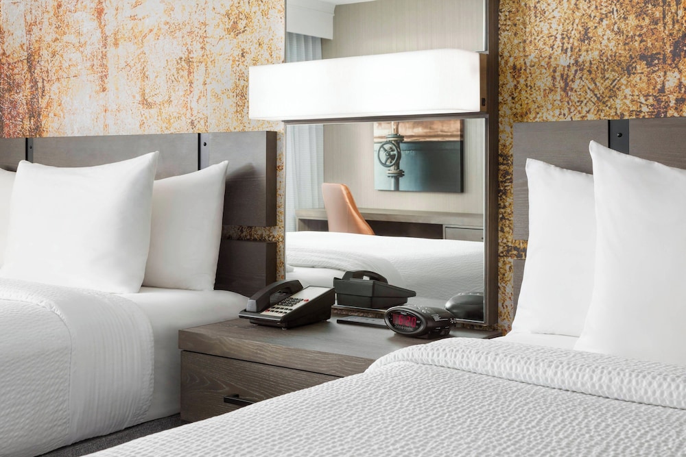 Courtyard by Marriott Austin Downtown Convention Center - photo 10