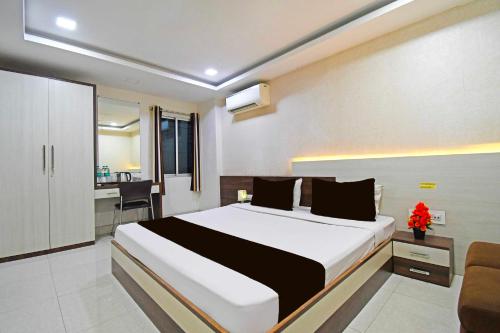 Collection O Dhanbad Bhuli Hirak Road in Dhanbad, India