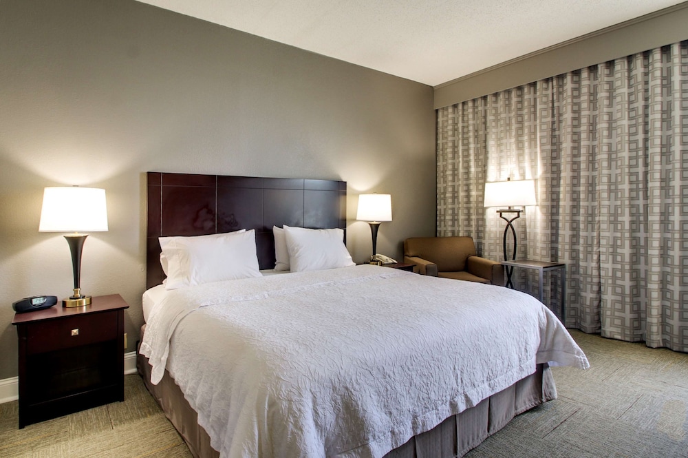 Hampton Inn Rolla - photo 14