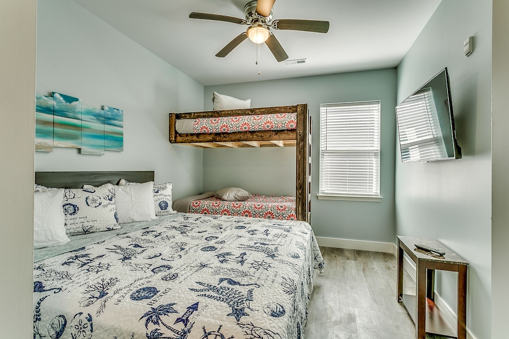 Together Resorts Cherry Grove Resort at 5405 B N Ocean Blvd - photo 12