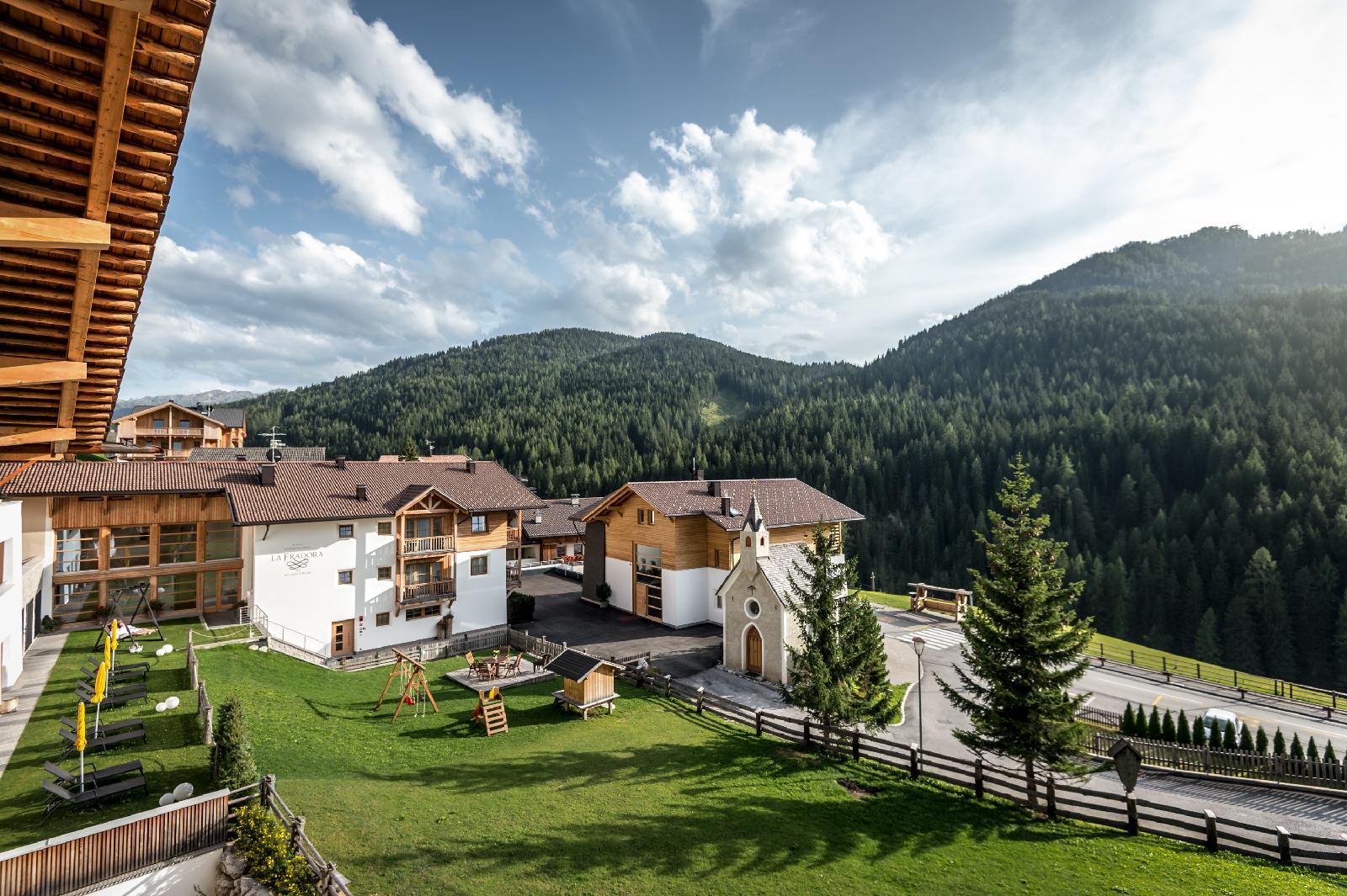 Hotel La Fradora Dolomites Hotel — hotel in San Cassiano