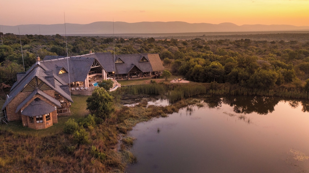 Kingfisher Villa in Mabula Game Reserve — 4-Star Luxury Hotel in Bela Bela, South Africa