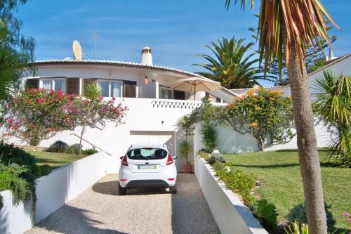 Casa Catryn — 4-Star Luxury Hotel in Luz, Portugal