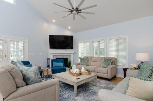 Sandy Feet Retreat by Bryant Real Estate in Wrightsville Beach, United States