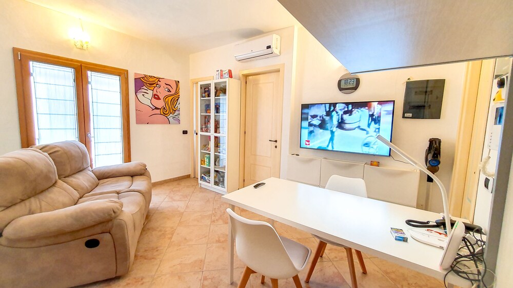B&B Residence Il Vento e il Mare — 4-Star Luxury Hotel in Palau, Italy