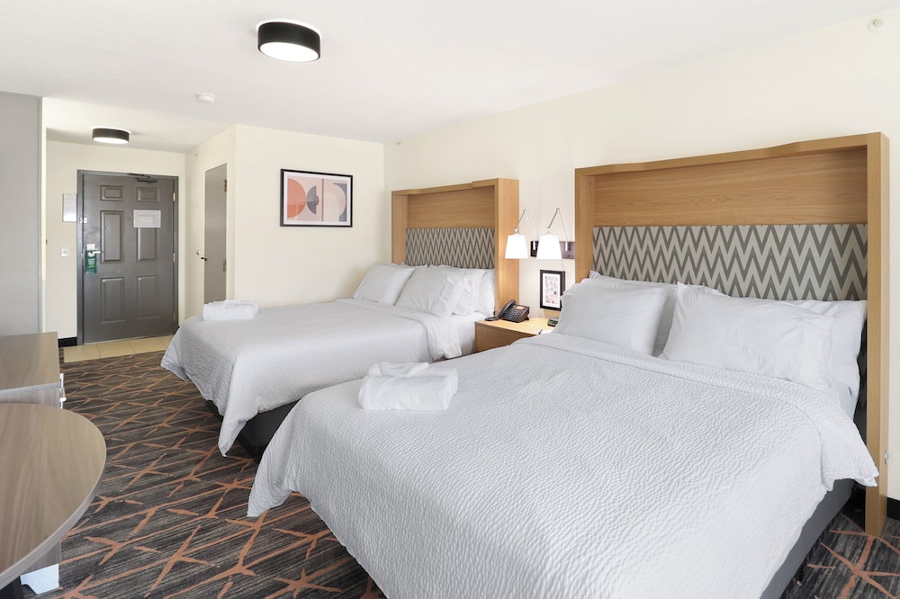 Holiday Inn Redding by IHG - photo 25