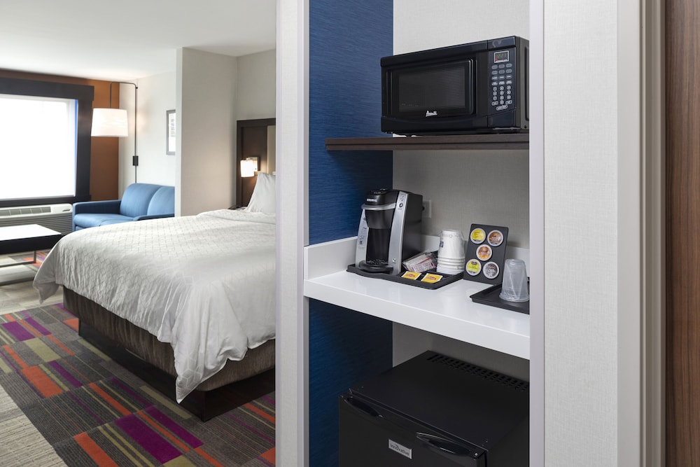 Holiday Inn Express & Suites Bourbonnais East Bradley by IHG - photo 28