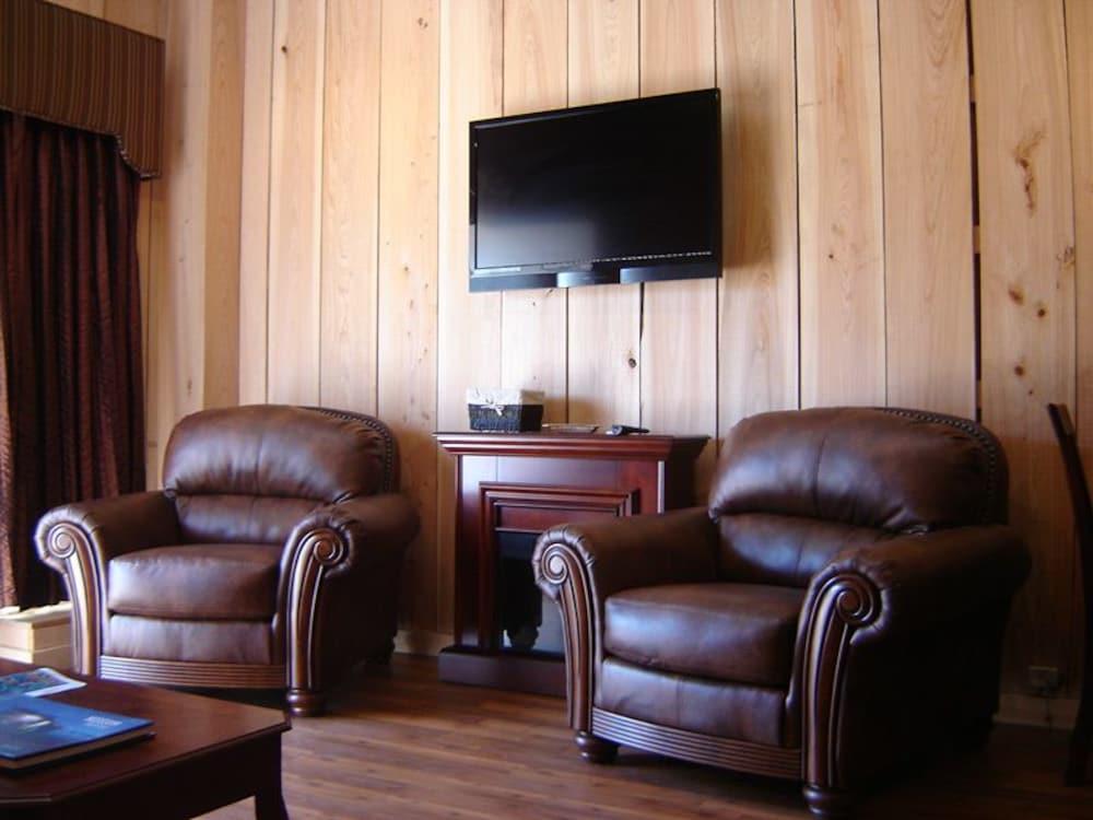 Bluestown Inn - photo 4