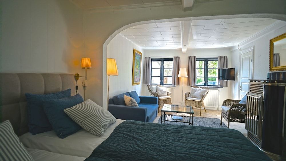 Rigmors Hus — 4-Star Luxury Hotel in Tranebjerg, Denmark