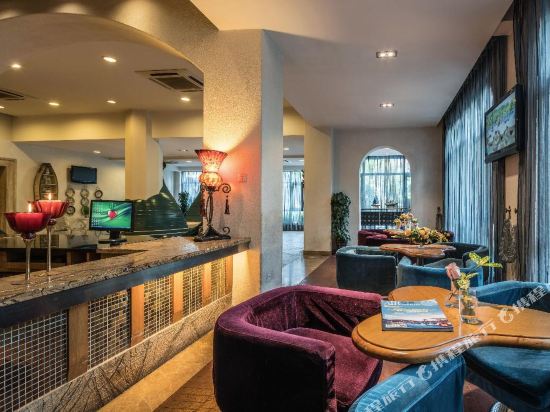Lushe Business Hotel — hotel in Luzhou