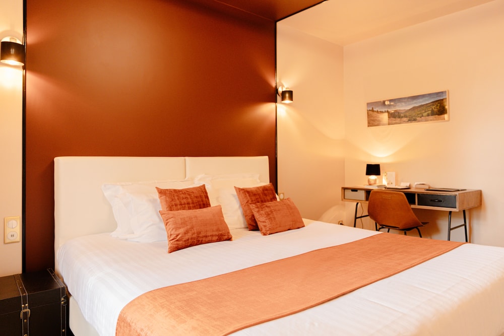 Logis Auberge De La Tour — Aurillac — photo 2