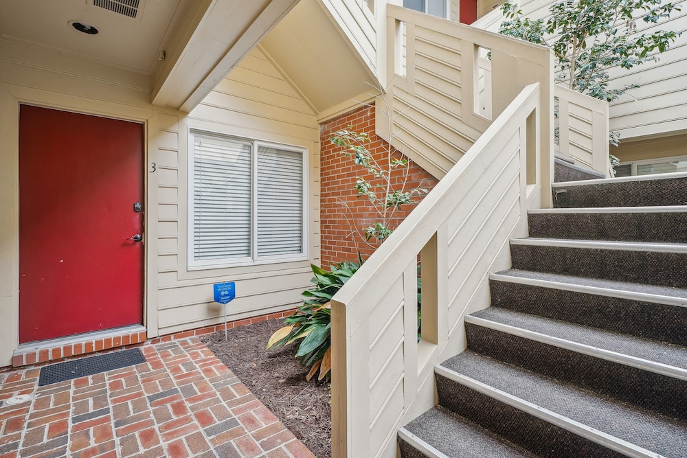 Downtown Wilmington Studio in Historic District - photo 20
