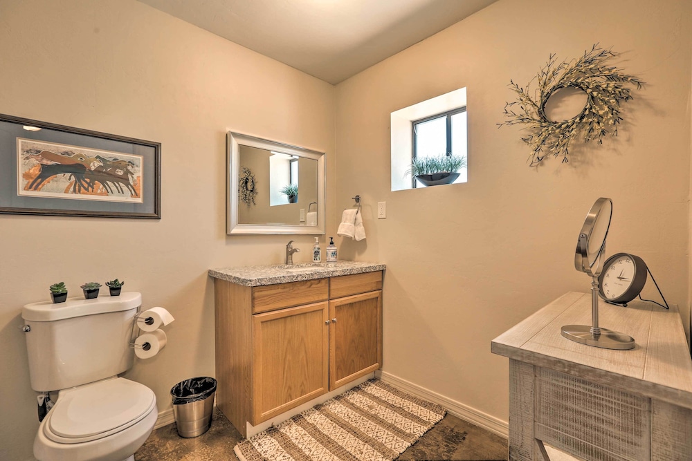 Oro Valley Retreat w Pool Spa & Rooftop Views - photo 6