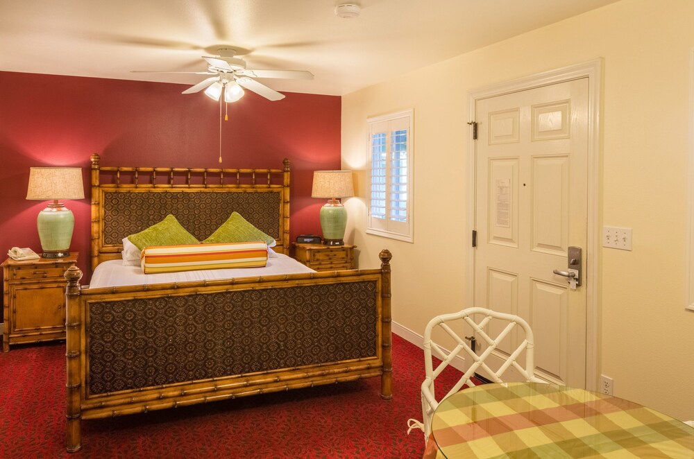 The Inn on Pine - photo 4