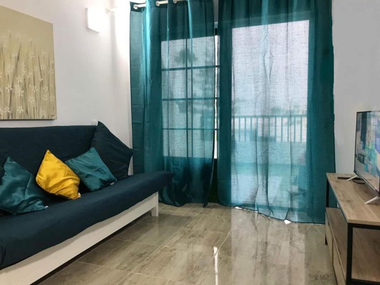 Apartamento Mimosas Pocillos — 4-Star Luxury Hotel in Puerto Del Carmen, Spain