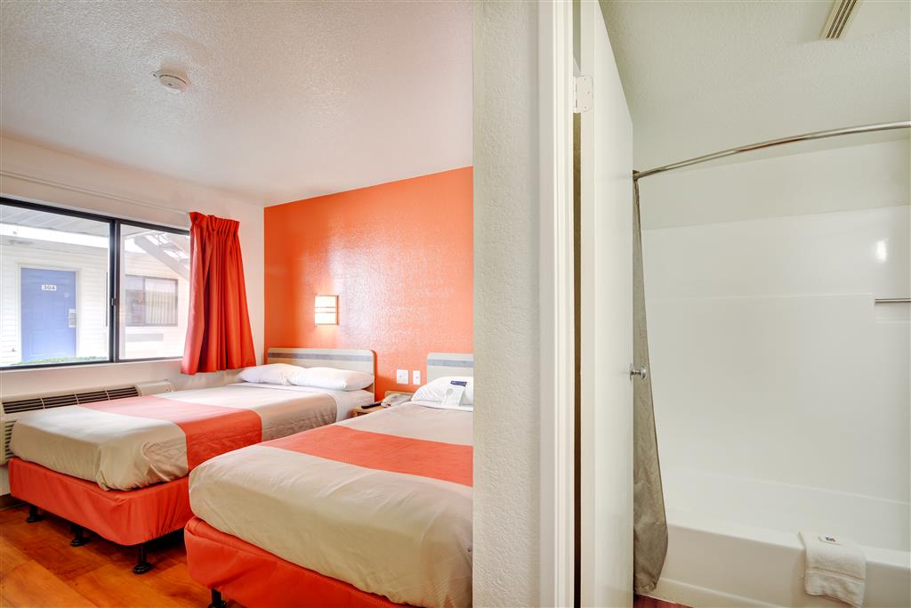 Motel 6 Southington CT Hartford - photo 16