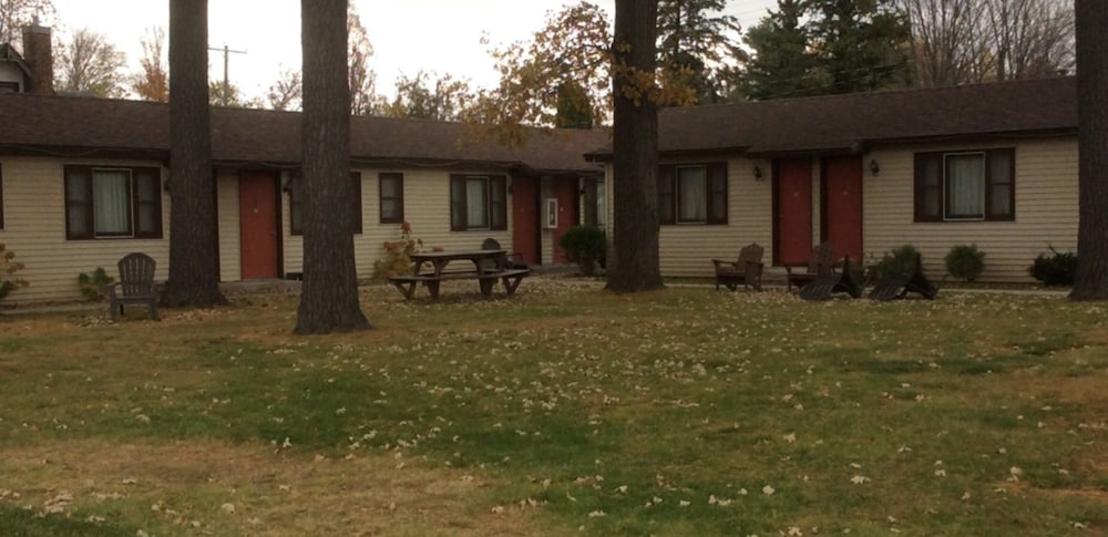 Pullman Motel - photo 19