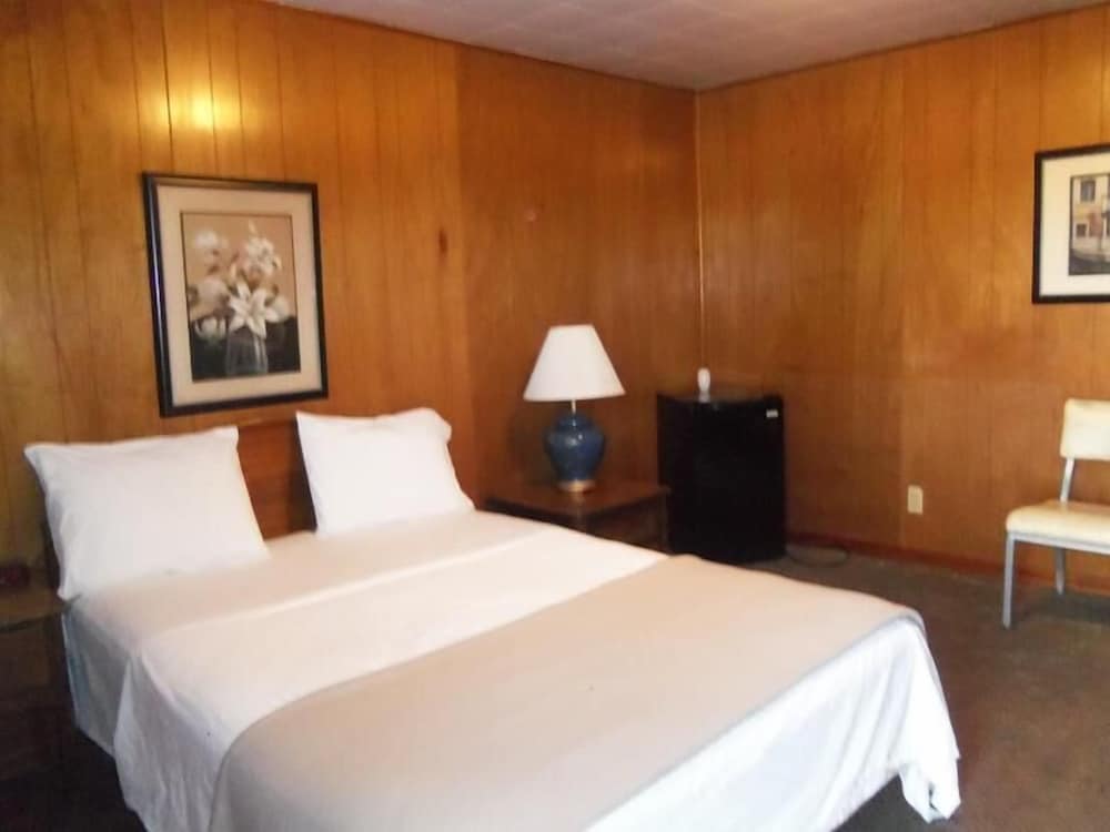 Super 54 Inn - photo 16