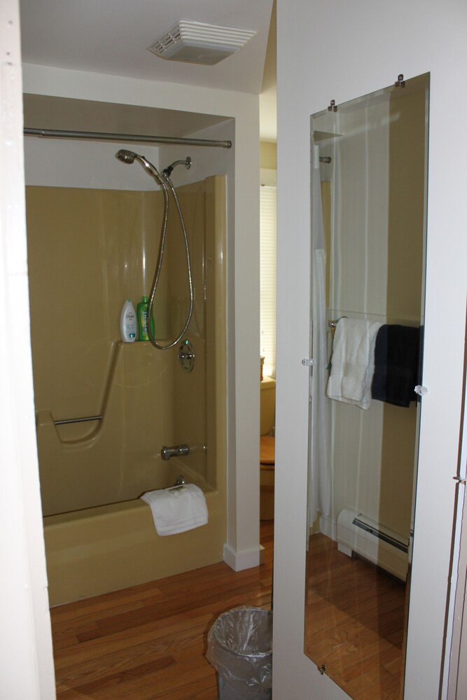 Chatham Guest Rooms - photo 34