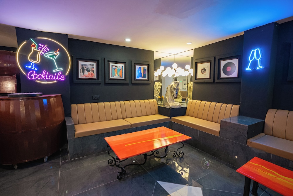 Buyuk Berk Otel — Ayvalik — photo 2