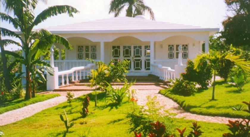 Casa Blanca Samana — 4-Star Luxury Hotel in Samana, Dominican Republic