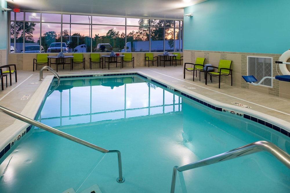Springhill Suites Kansas City Northeast - photo 15