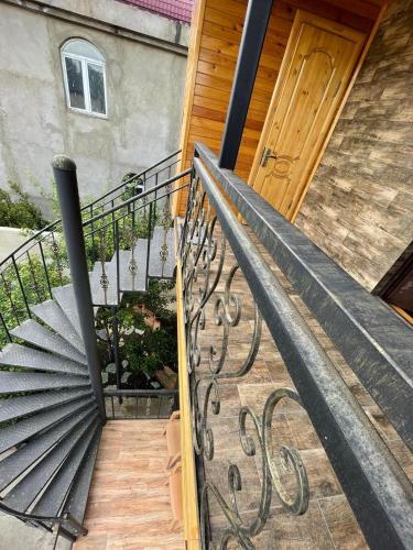 Isolated second floor for rent with separate kitchen and bathroom