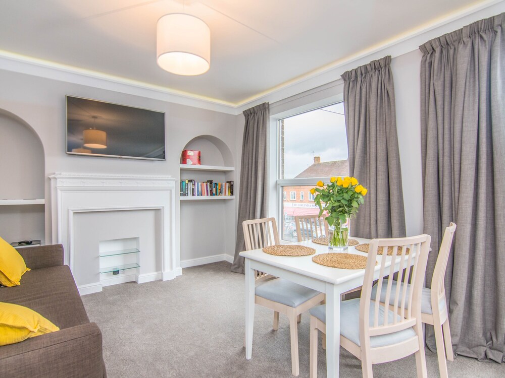 Fab Apartment — 5-Star Luxury Hotel in Loughborough, United Kingdom