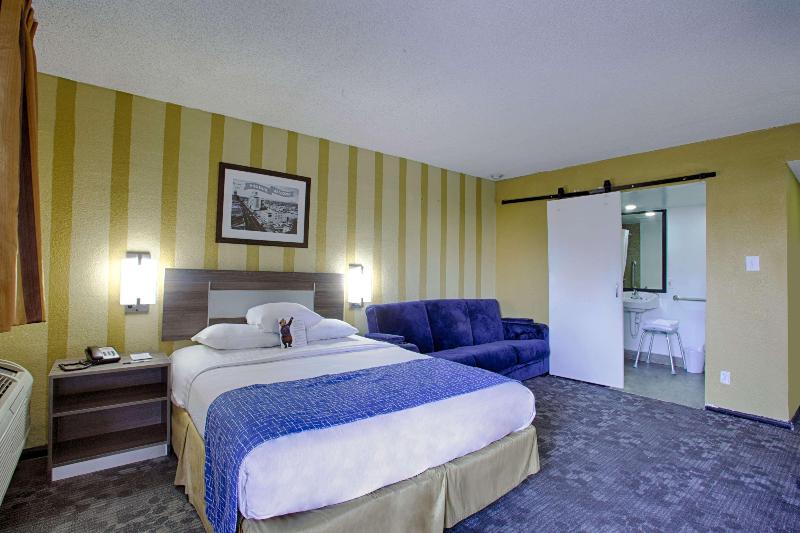 Travelodge by Wyndham Phoenix Downtown - photo 27