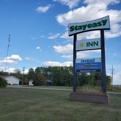 Stay Easy Inn — Roblin