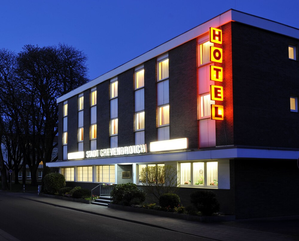 Hotel Front - Evening/Night