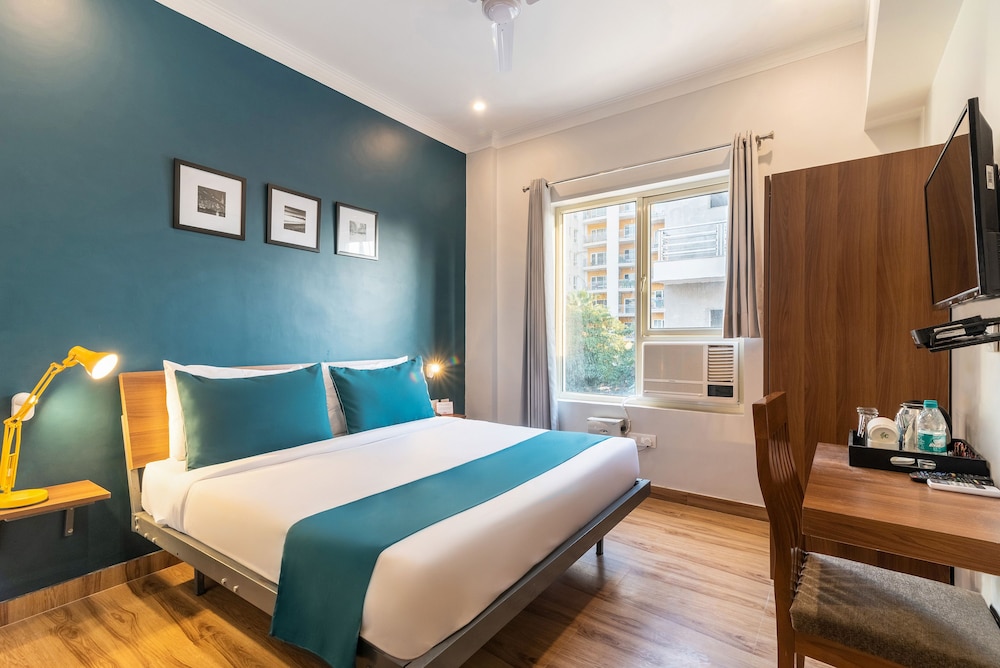 SilverKey Executive Stays 30670 Nehru Ground Faridabad in Faridabad, India