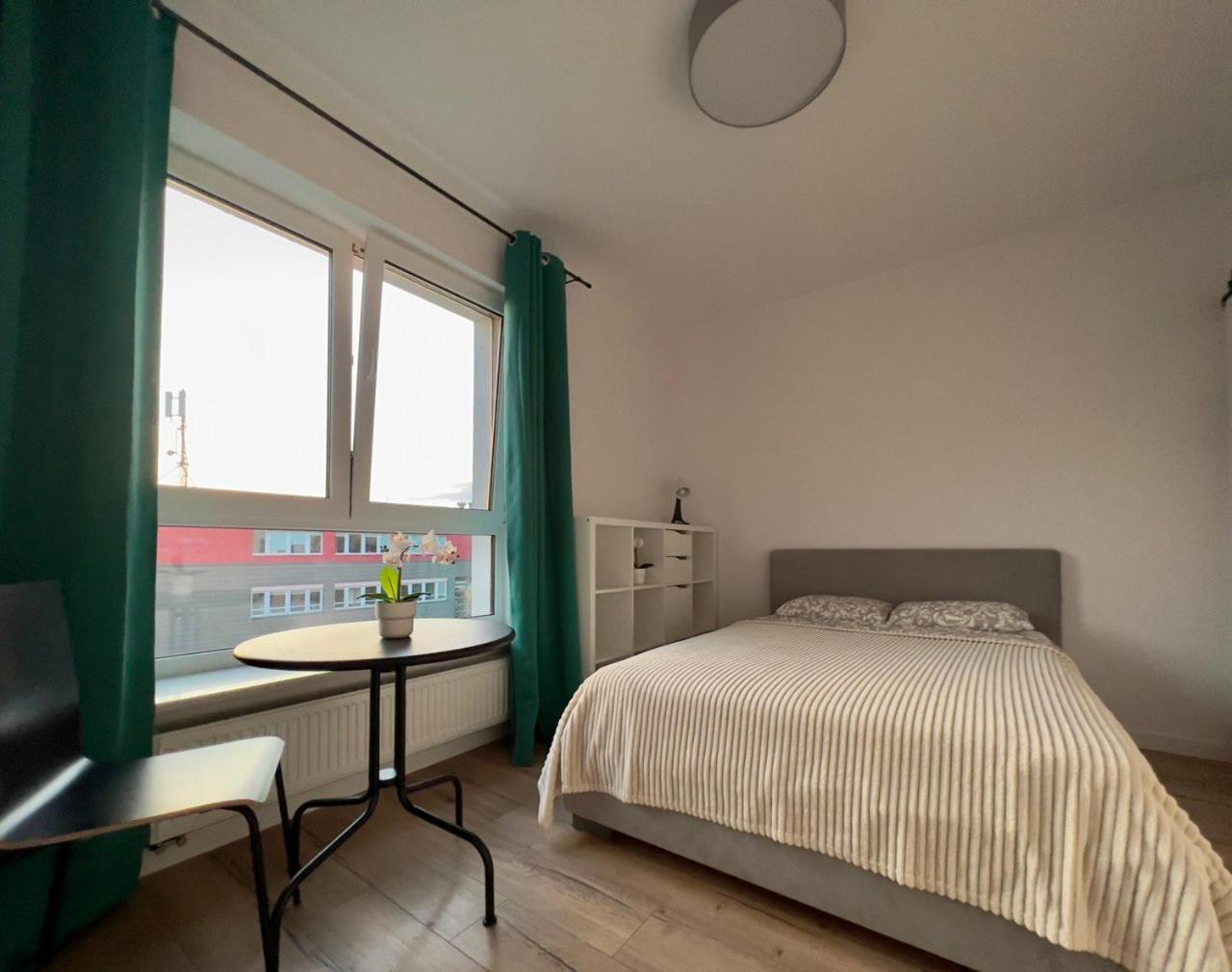 K22 Large Family Apart Komputerowa — 4-Star Luxury Hotel in Warsaw, Poland