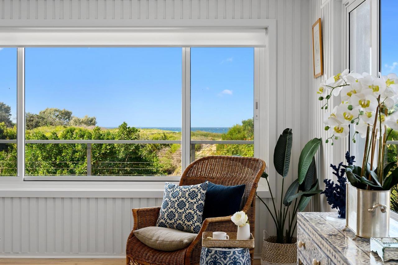 Zephyr On Sapphire Stunning Private Property On Absolute Beachfront — Sapphire Beach
