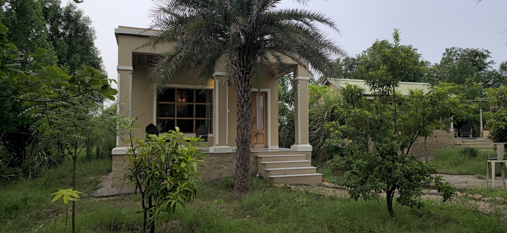 Aranya Jawai A Nature Stay — hotel in Sheoganj