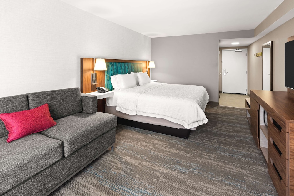 Hampton Inn Seekonk - photo 13