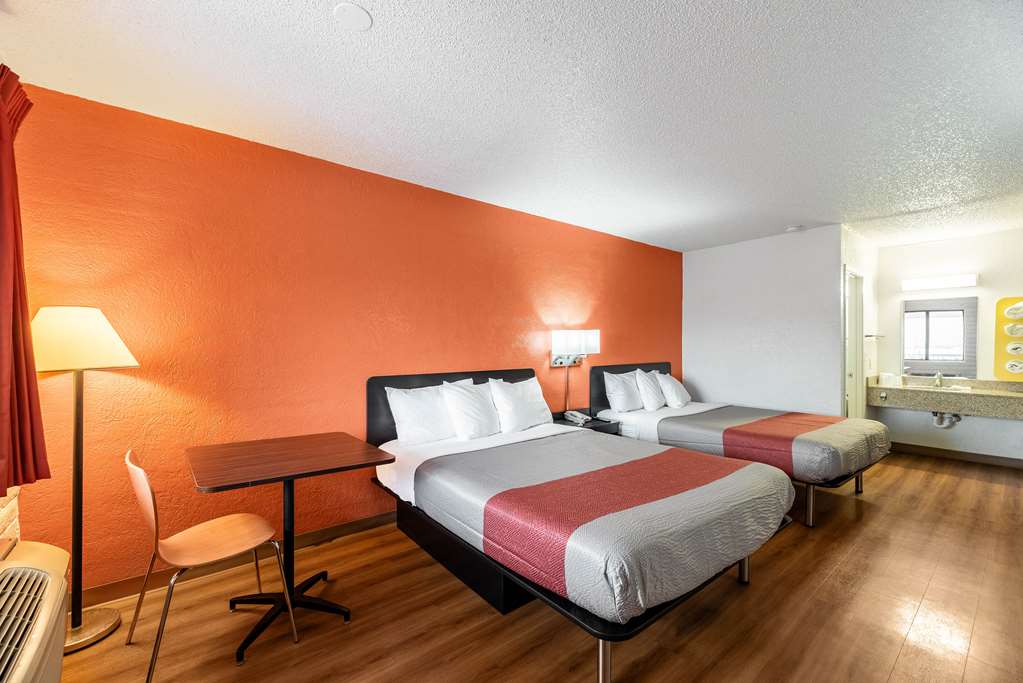 Motel 6 Eloy AZ Casa Grande - photo 17