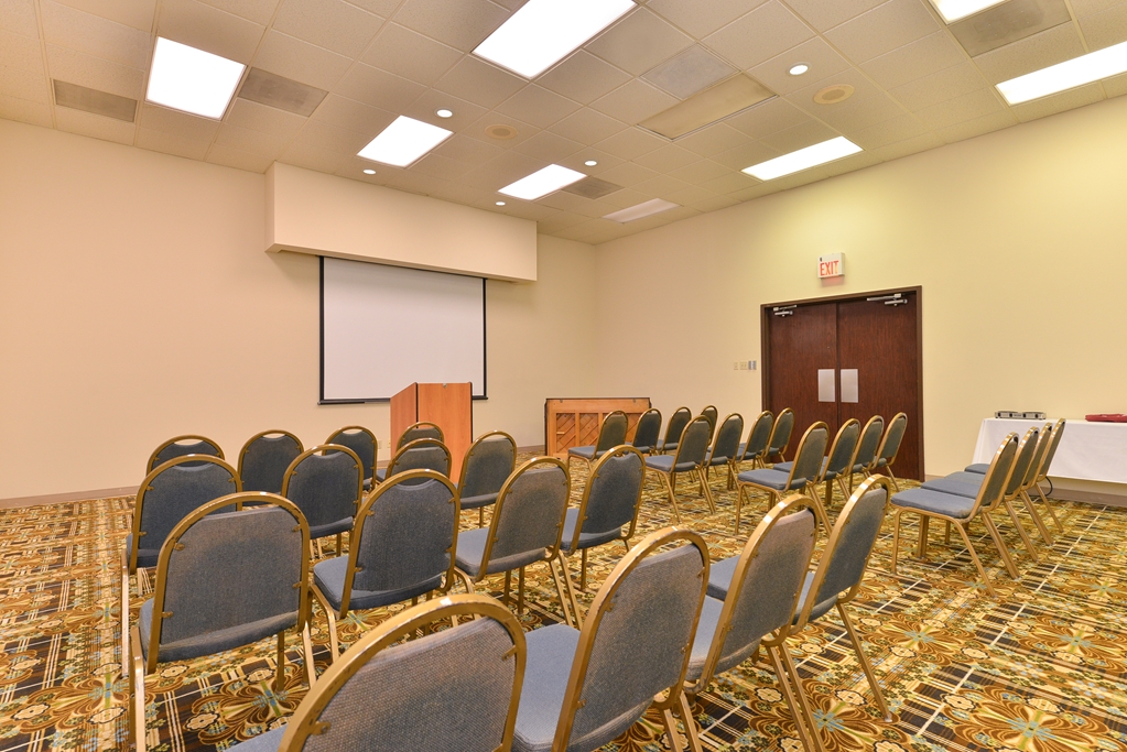 Americas Best Value Inn & Suites Victoria - photo 20