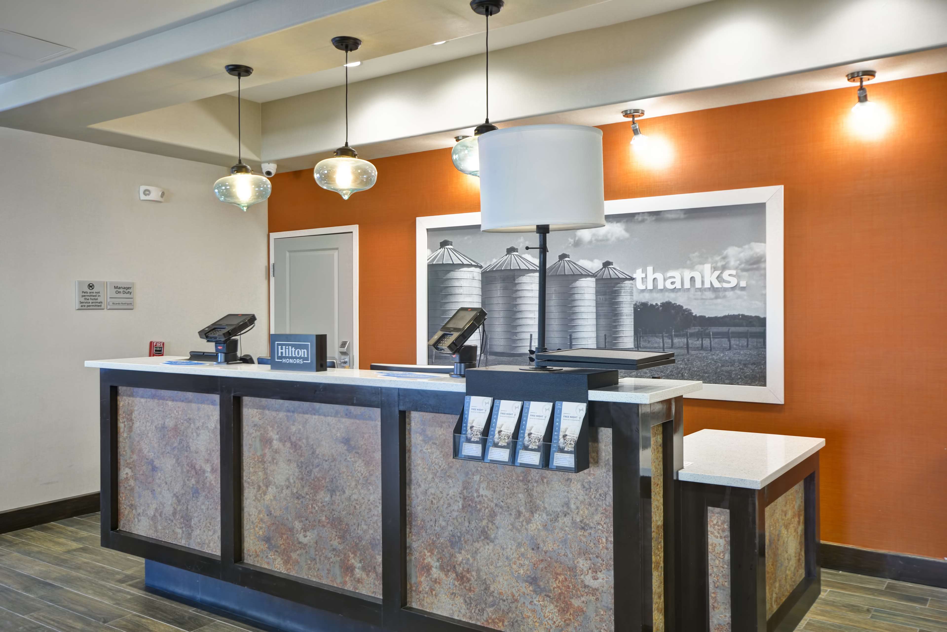 Hampton Inn Kenedy - photo 4
