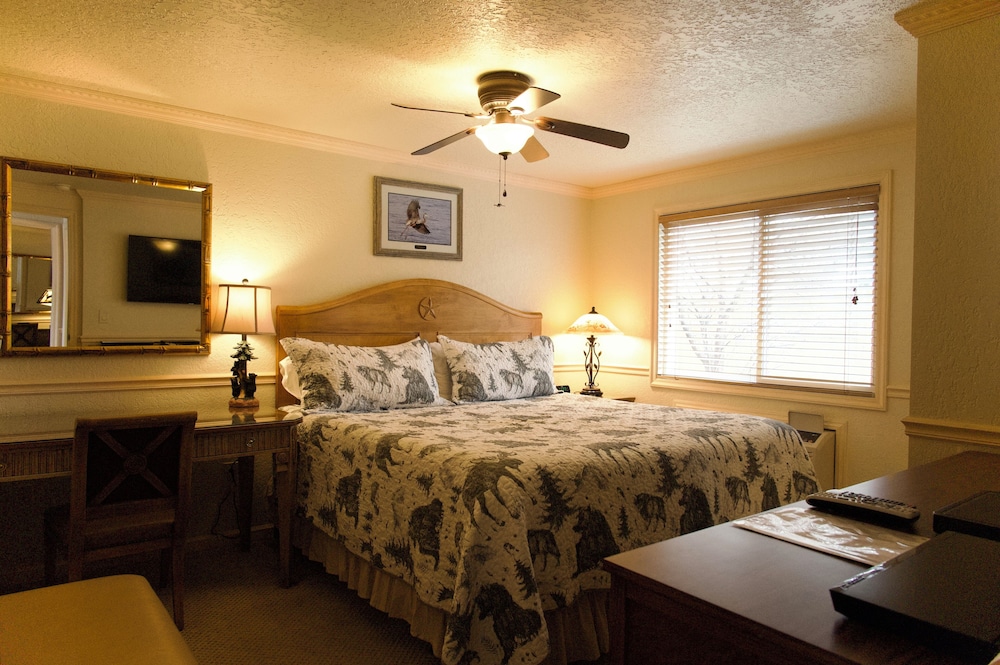 Yellowstone Gateway Inn - photo 11