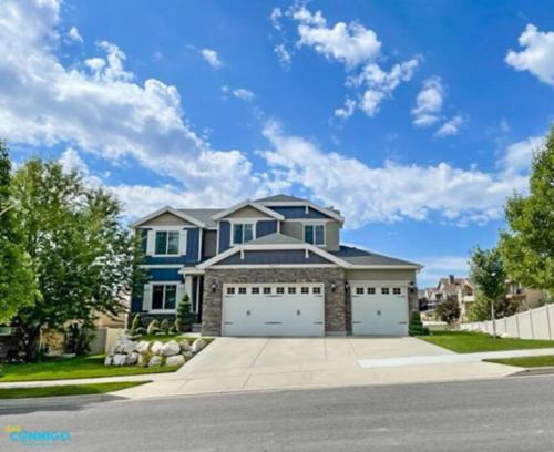 Oquirrh Mountain Haven in South Jordan, United States