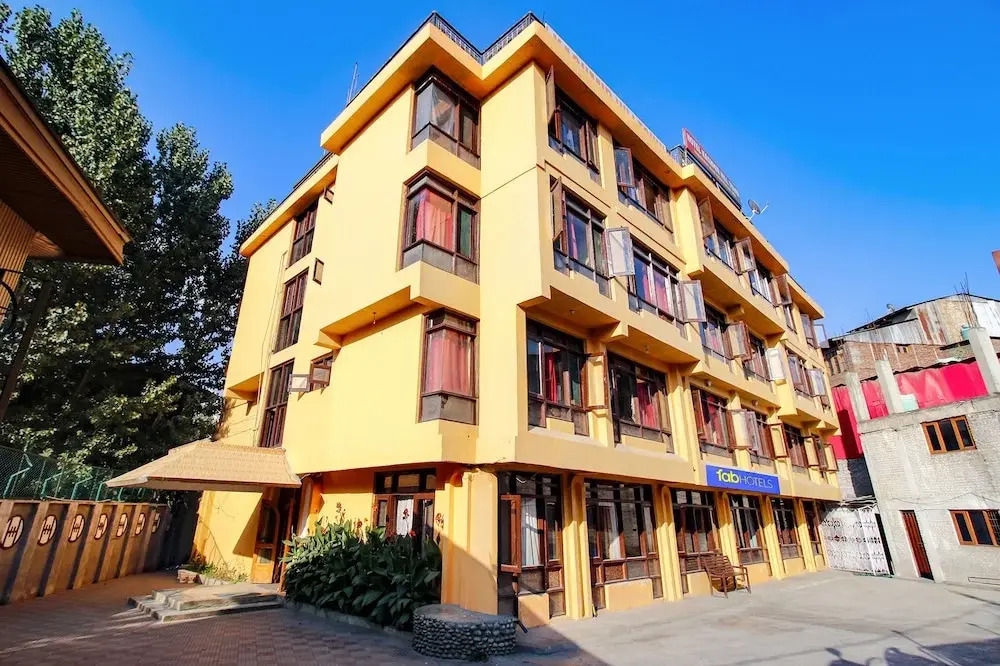 Fabhotel Kashmir Hilltown in Srinagar, India