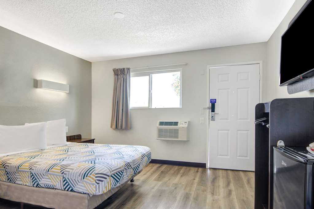 Motel 6 San Jose CA Airport - photo 8
