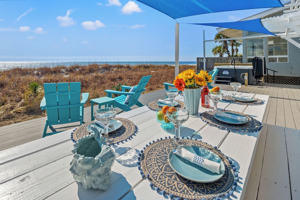 Luxury Gulf Front Property Directly on the Beach Sleeps 15 - photo 50