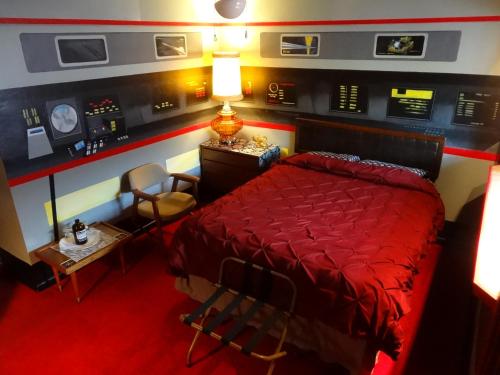 Itty Bitty Inn - photo 15