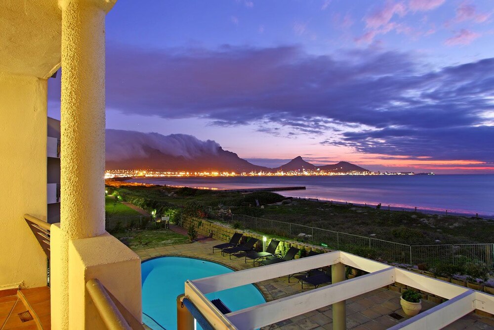 Leisure Bay 229