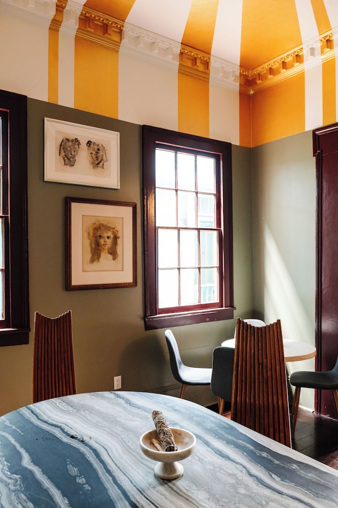 Frenchmen Hotel - photo 6