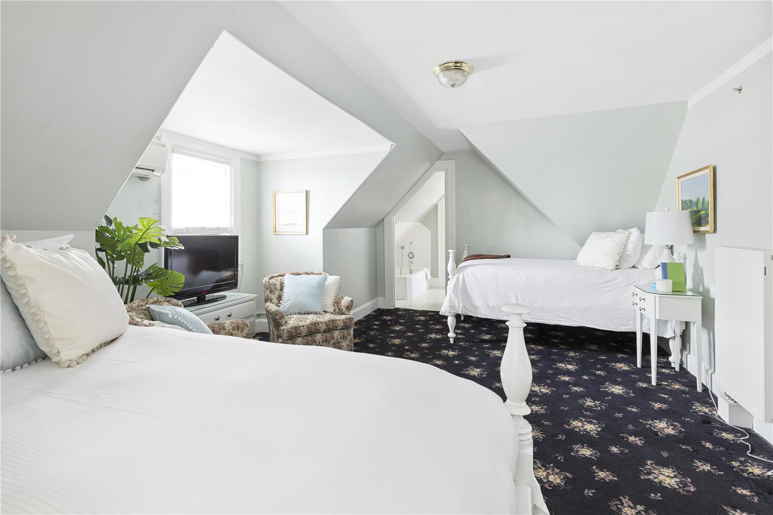 Kennebunkport Inn - photo 50